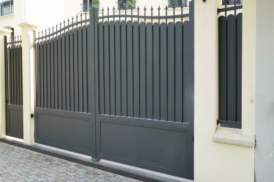 Steel Gate Installation